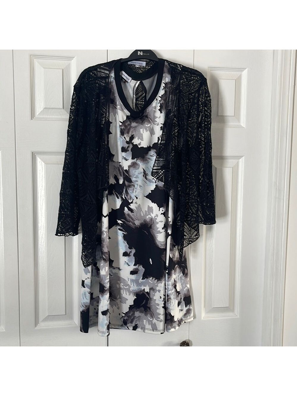 Marie Claire Dress With crochet Top Size L❤️‍🔥❤️‍🔥